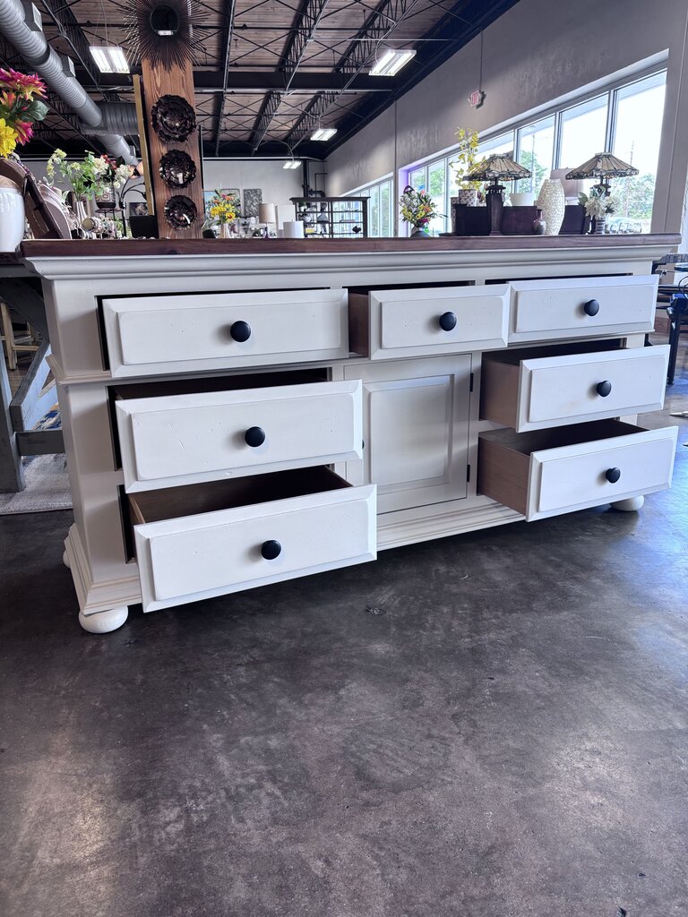 Painted 7 Drawer Dresser 70 X 19 x 34.25