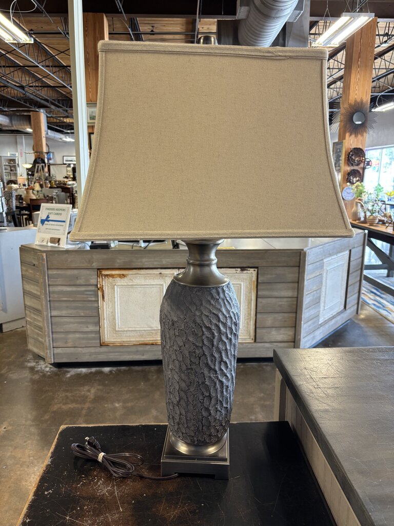Tricario Stone Base Lamp