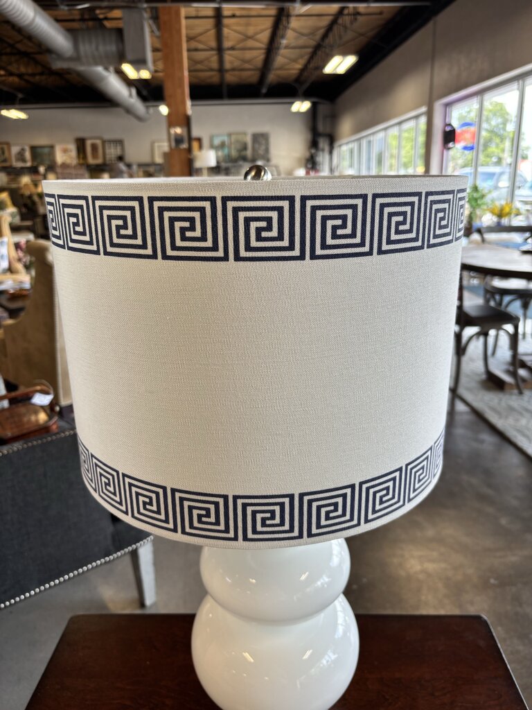White Glass Gourd Table Lamp