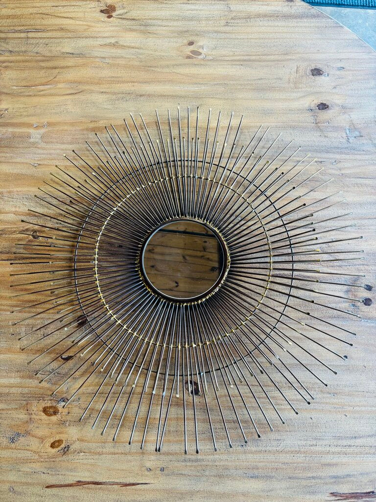 Metal Sunburst Mirror 31.5" R