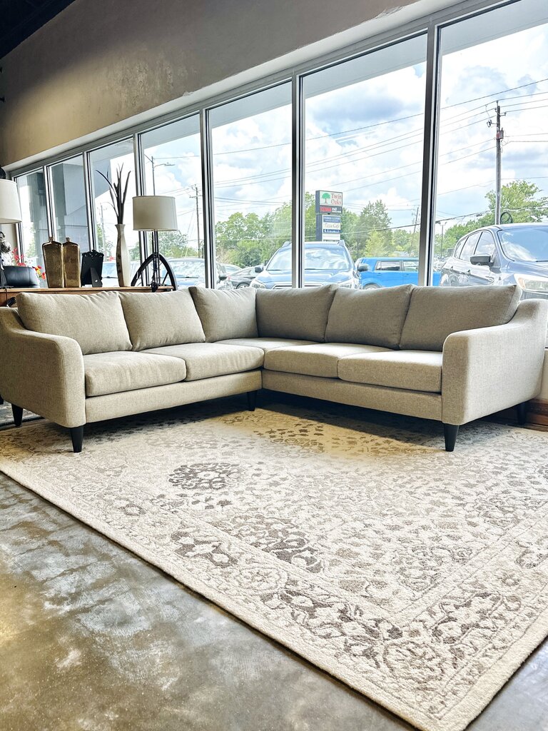 L 2 Piece Upholstered Sectional Sofa