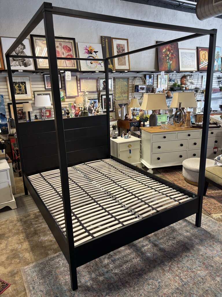 YTTERVAG Wood Four Poster Queen Bed