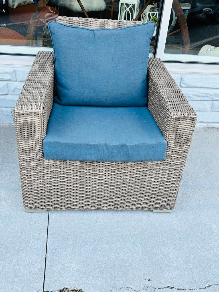 SET 3 Faux Wicker Loveseat, Chair, & Side Table w/Cushions