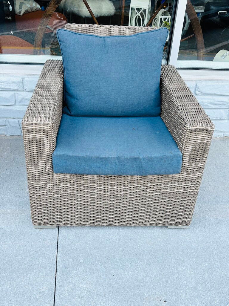 SET 3 Faux Wicker Loveseat, Chair, & Side Table w/Cushions