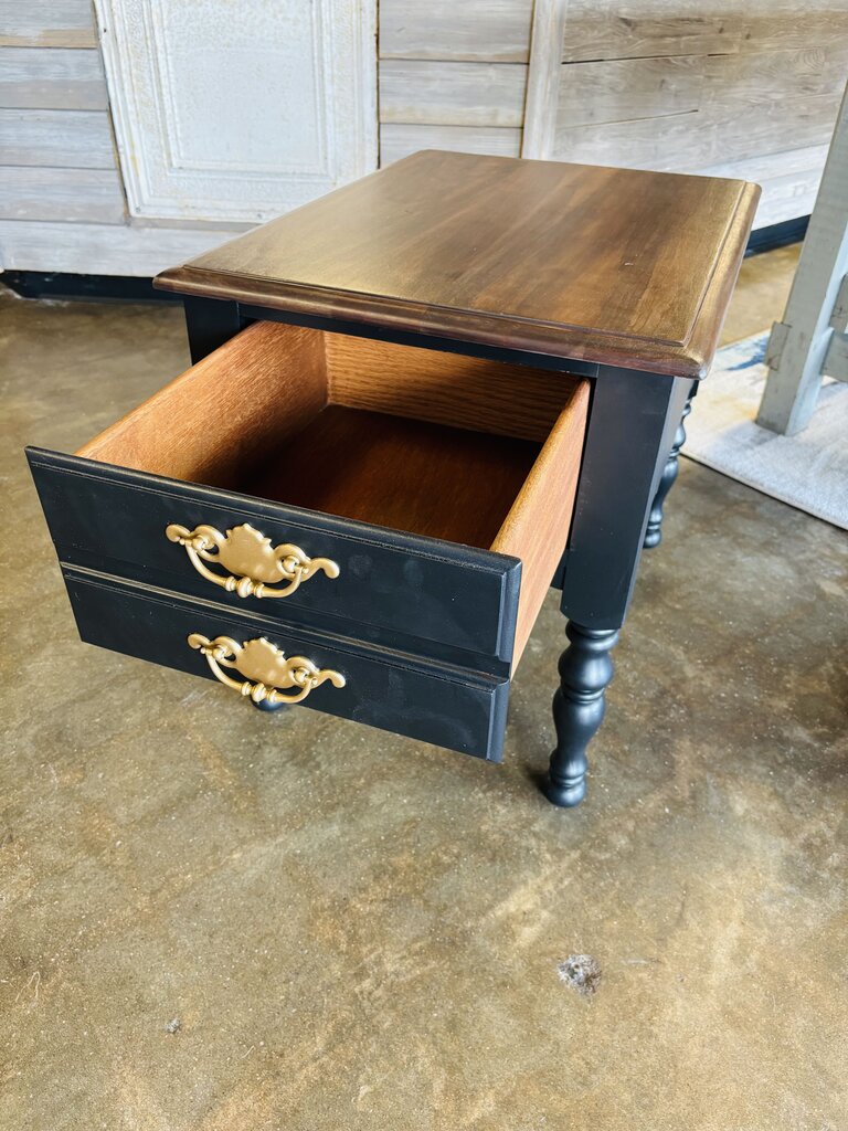 Painted End Table with One Drawer 19.25 X 26 x 21.5