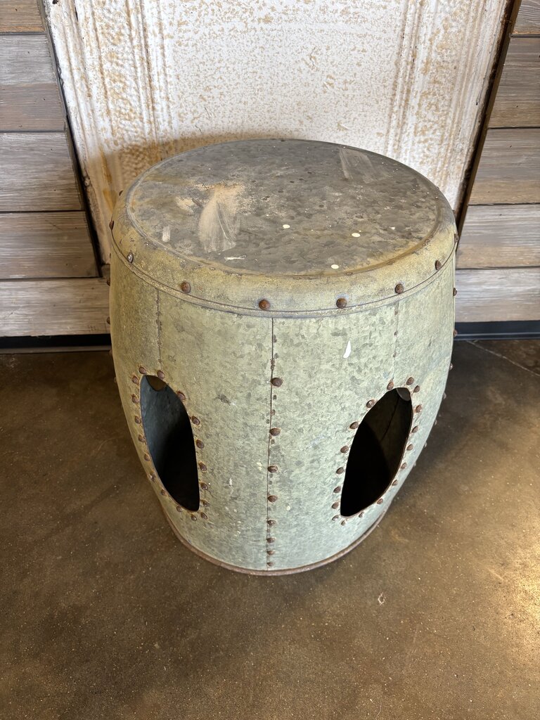 Metal Cut Out Stool 18.75"H