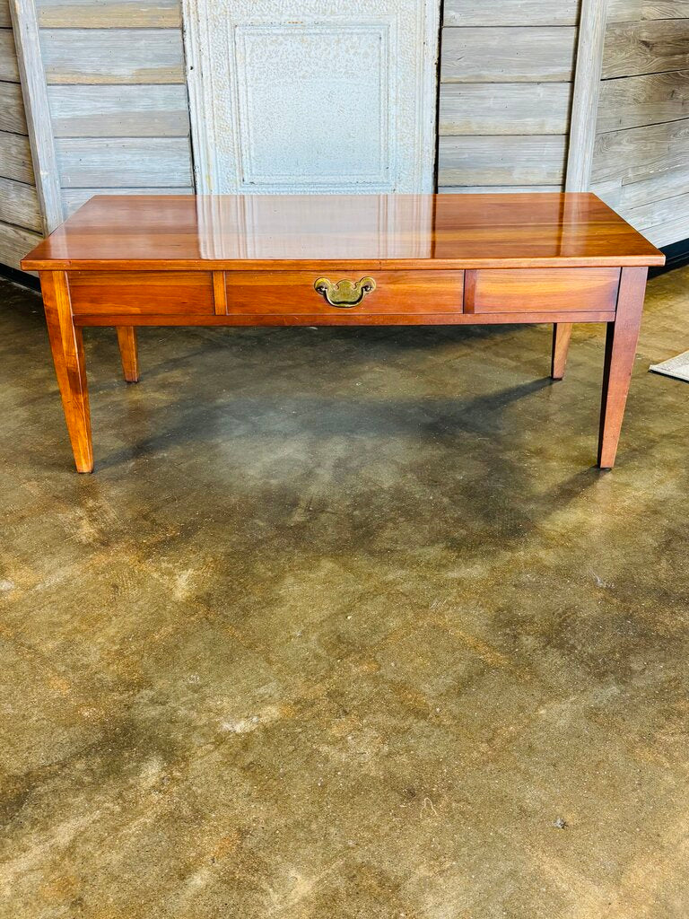 Coffee Table with Drawer 41.75 X 21.25 X 16