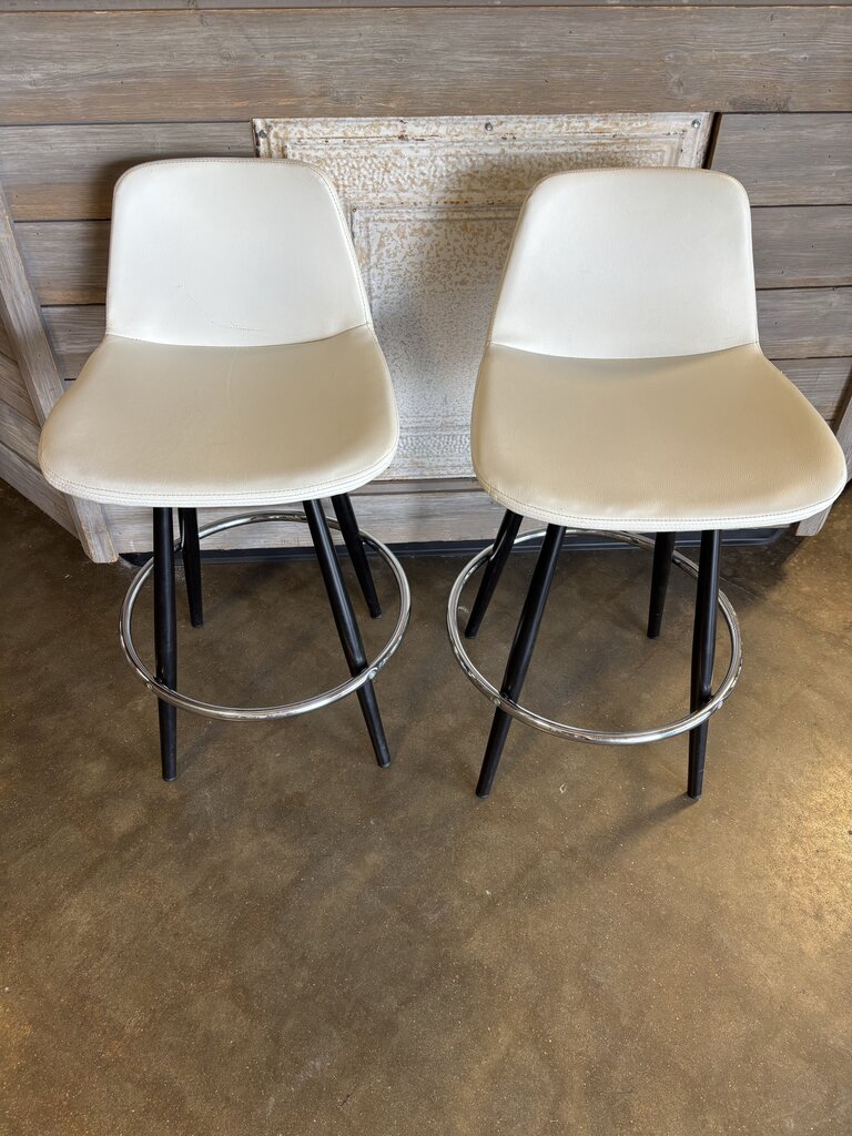 Set 2 Metal & Vinyl Counter Stools