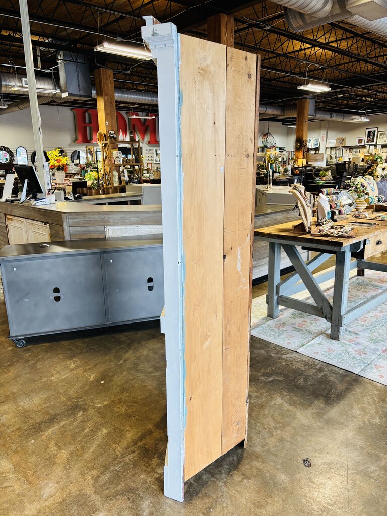 Painted Corner Cabinet 31.5 X 17.5 X 77