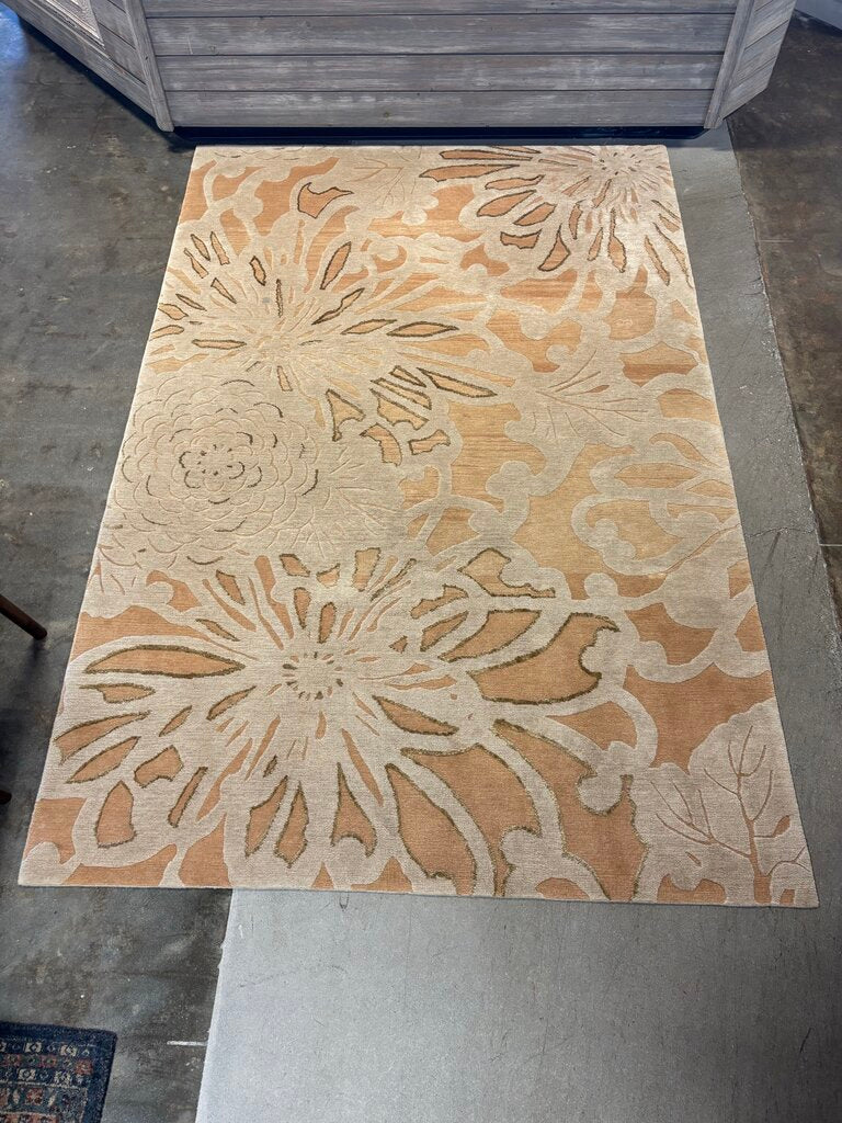 Hand Knotted Nepal Floral Rug 69.25 X 104.25