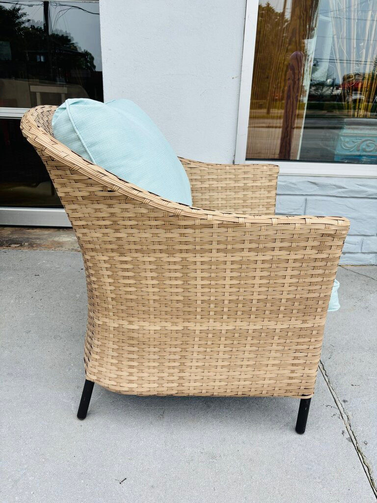 Park Pointe 4 Piece Wicker Patio Set with Cushionas
