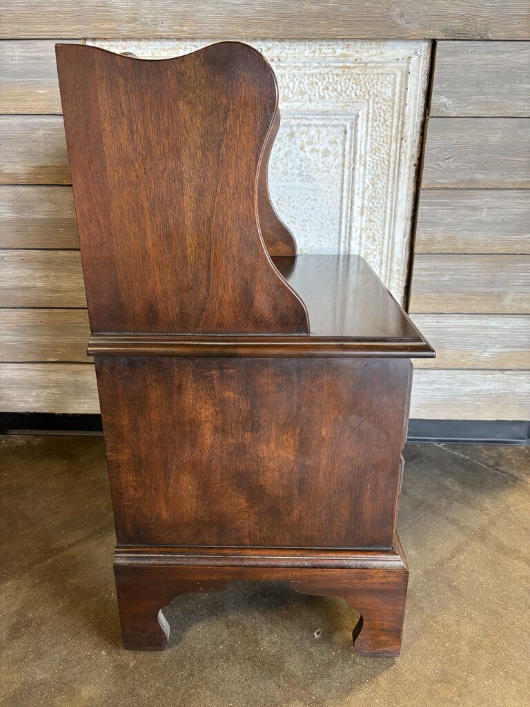 Henkel-Harris Classic Open Cabinet Nightstand