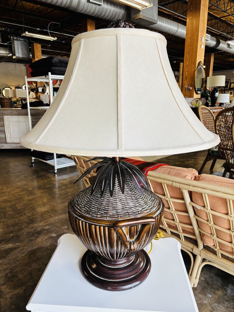 Metal Urn Base Lamp