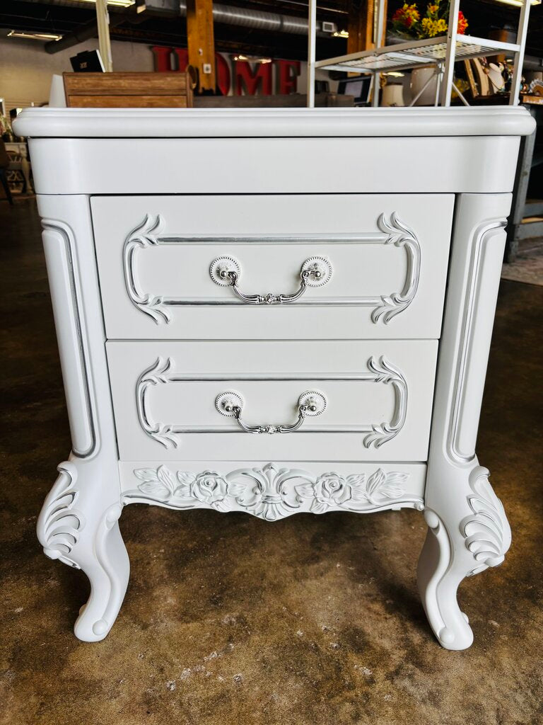2 Drawer Nightstand 23 x 16 x 25.5