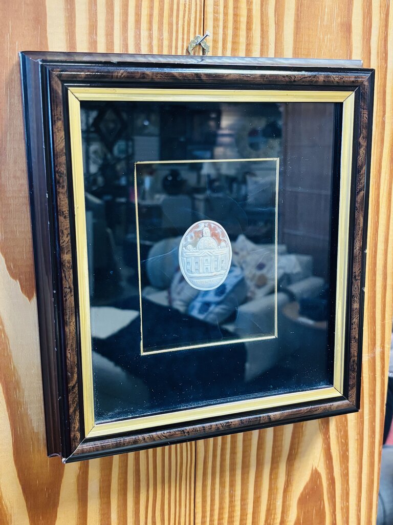 Framed Cameo