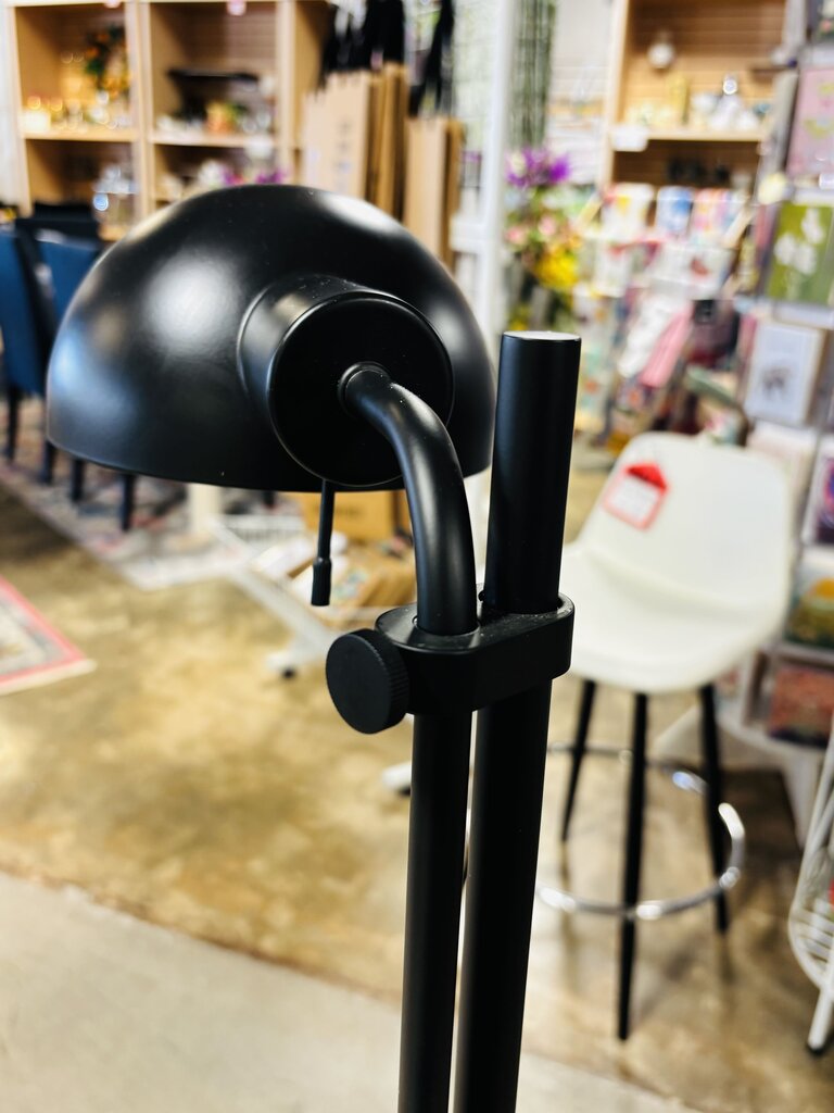 Tall Black Metal Floor Lamp