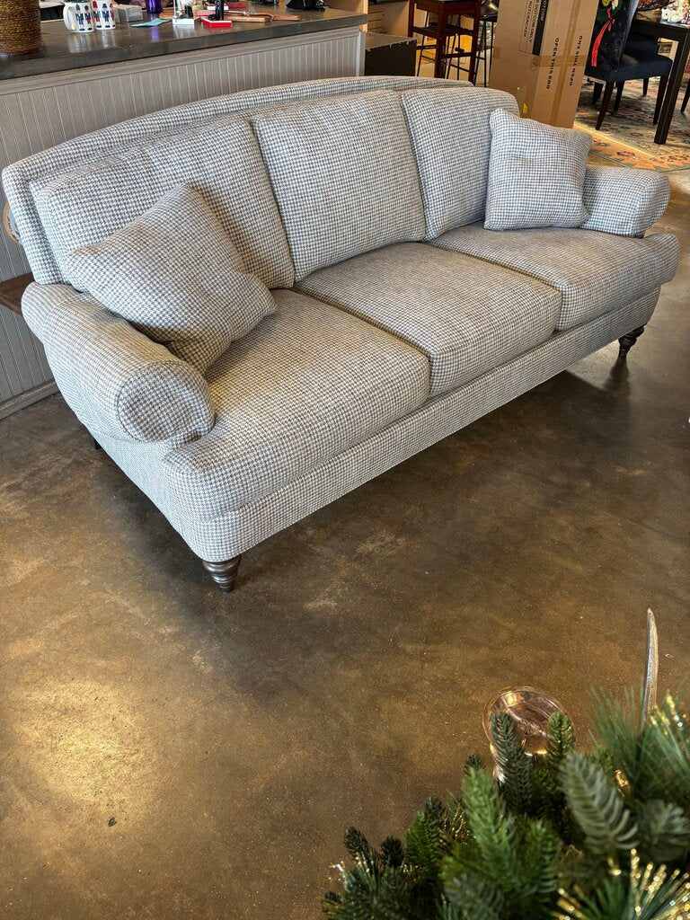Houndstooth Fabric Sofa, 2 Accent Pillows 88"L