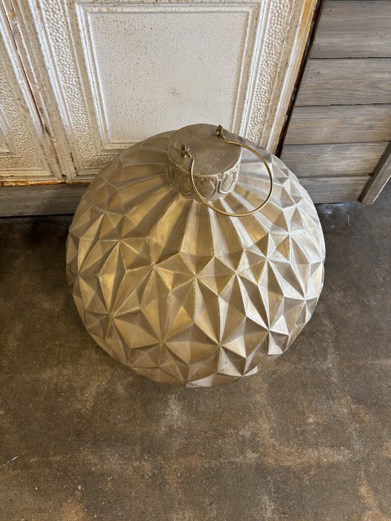 Large FrontGate Facet Ornaments Set 2