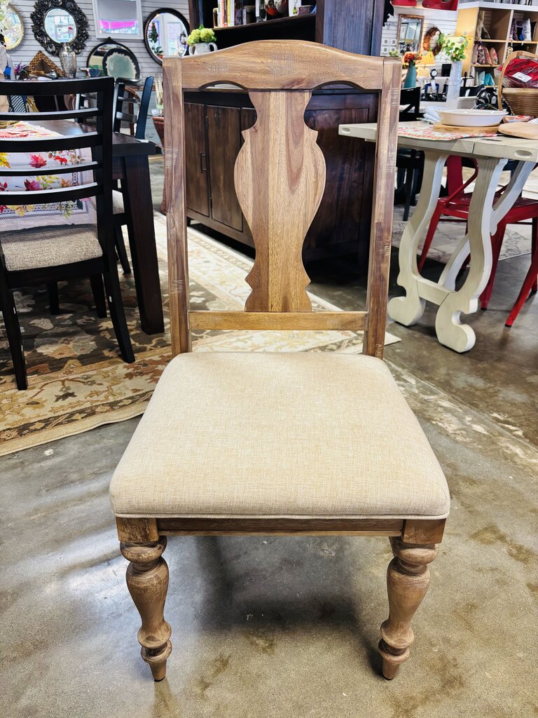 Pierced Splat Back Side Chairs Set 4