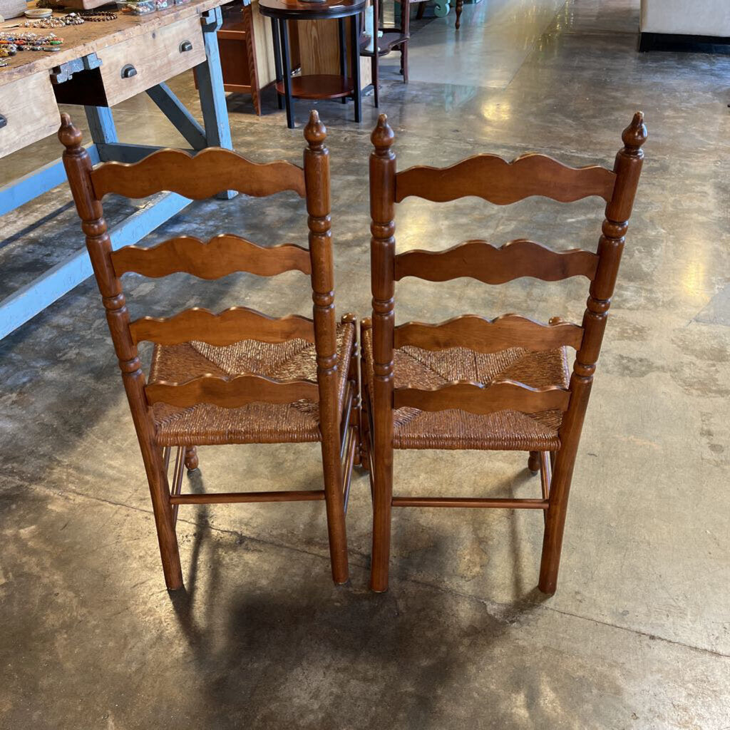 Set of 2 Vintage Ladder Back Chairs