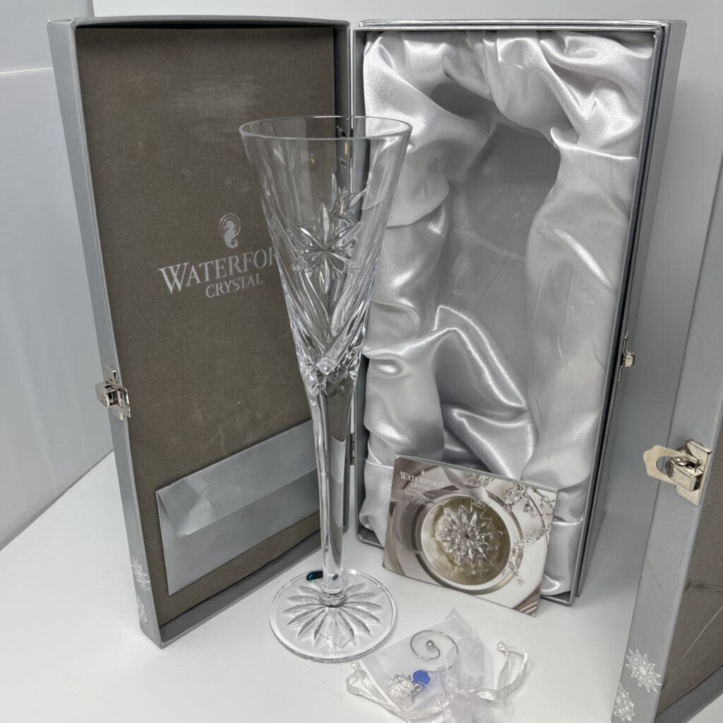 Set of 2 Waterford Crystal Champagne Flutes in Box