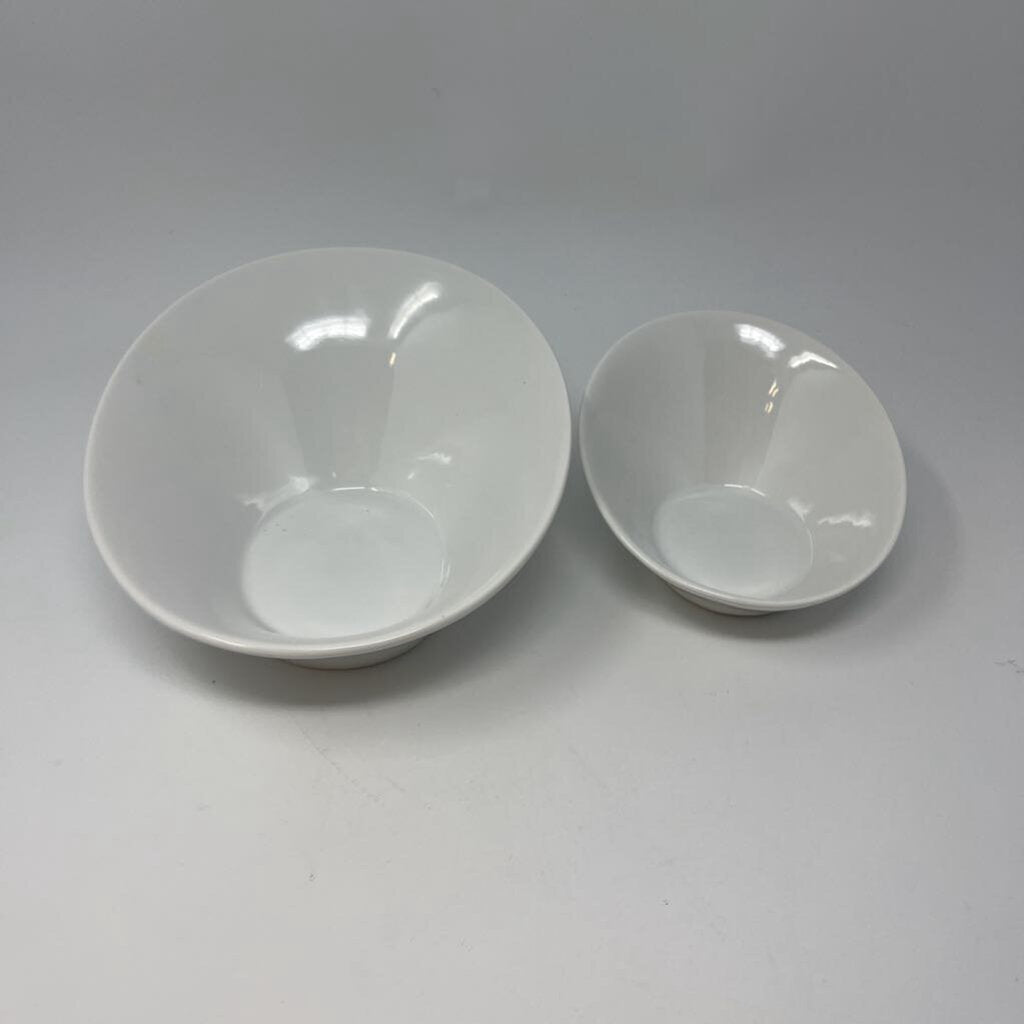 Set of 2 Serving Bowls