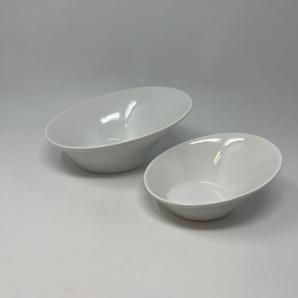 Set of 2 Serving Bowls