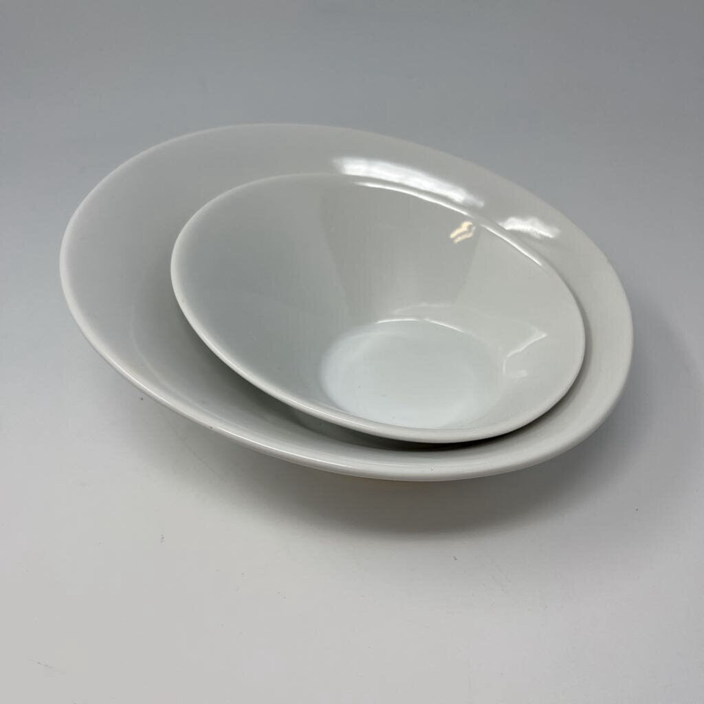 Set of 2 Serving Bowls