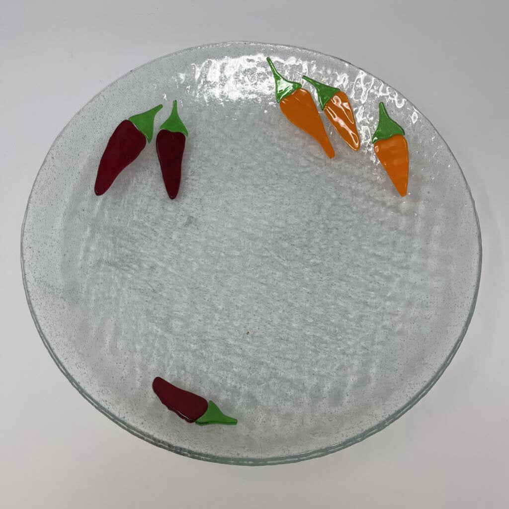 Glass serving bowl w/ peppers