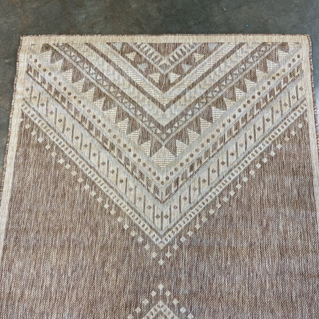 Landry Aztec Indoor/Outdoor Rug 5 X 8