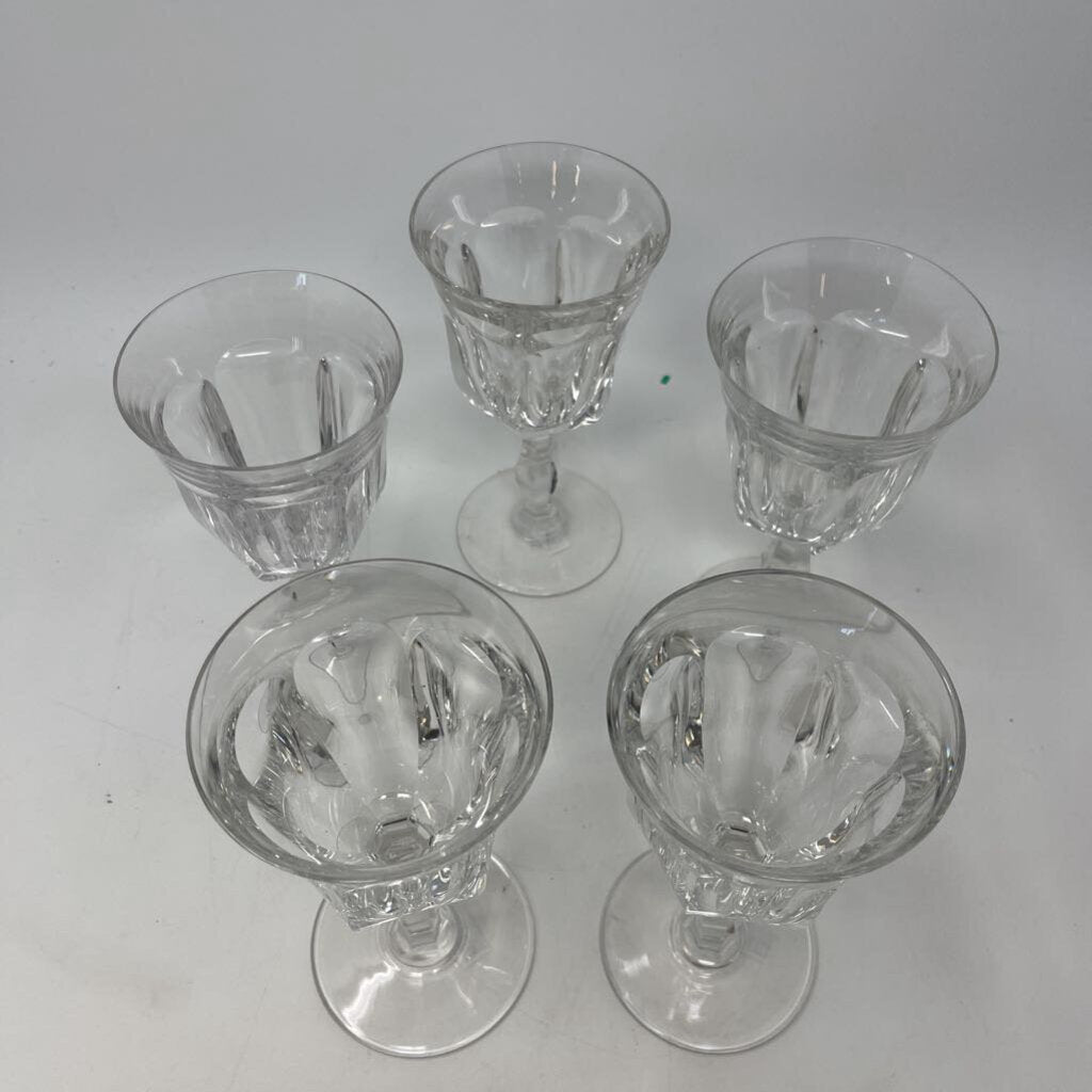 Set of 5 Wine Glasses