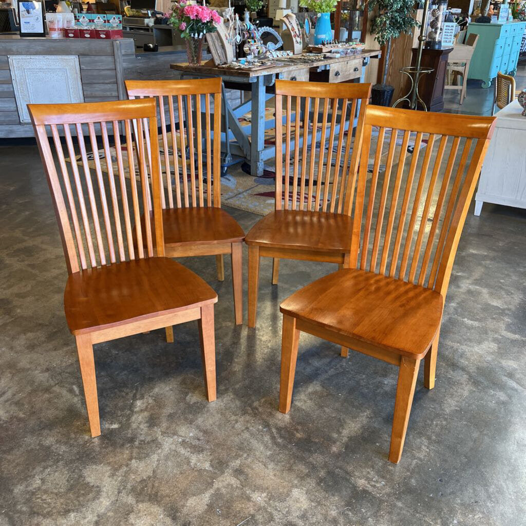 Set of 4 Slat Back Dining Chairs