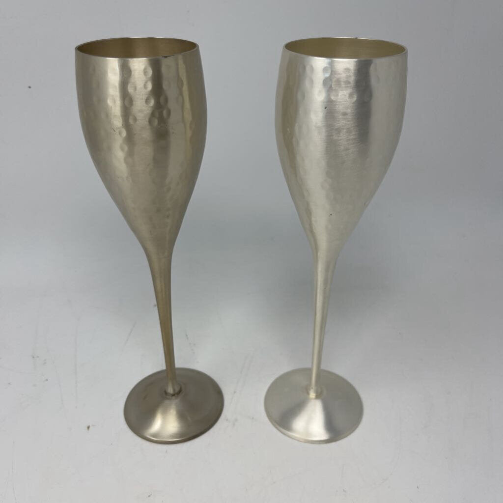 Set of 2 Metal Wine/Champagne Glasses