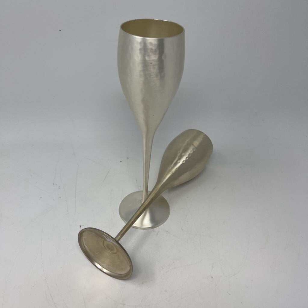 Set of 2 Metal Wine/Champagne Glasses