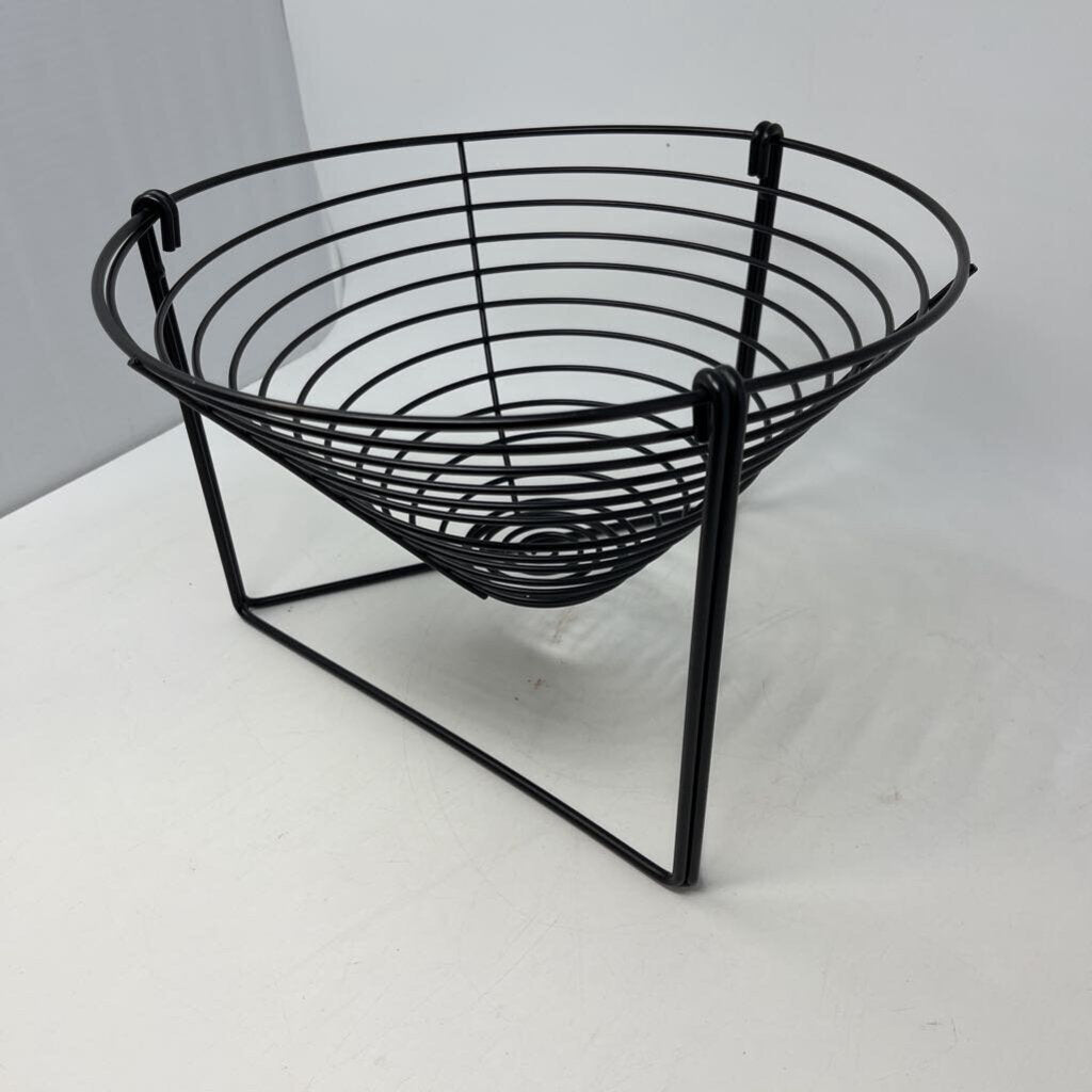 Modern Metal Basket Bowl