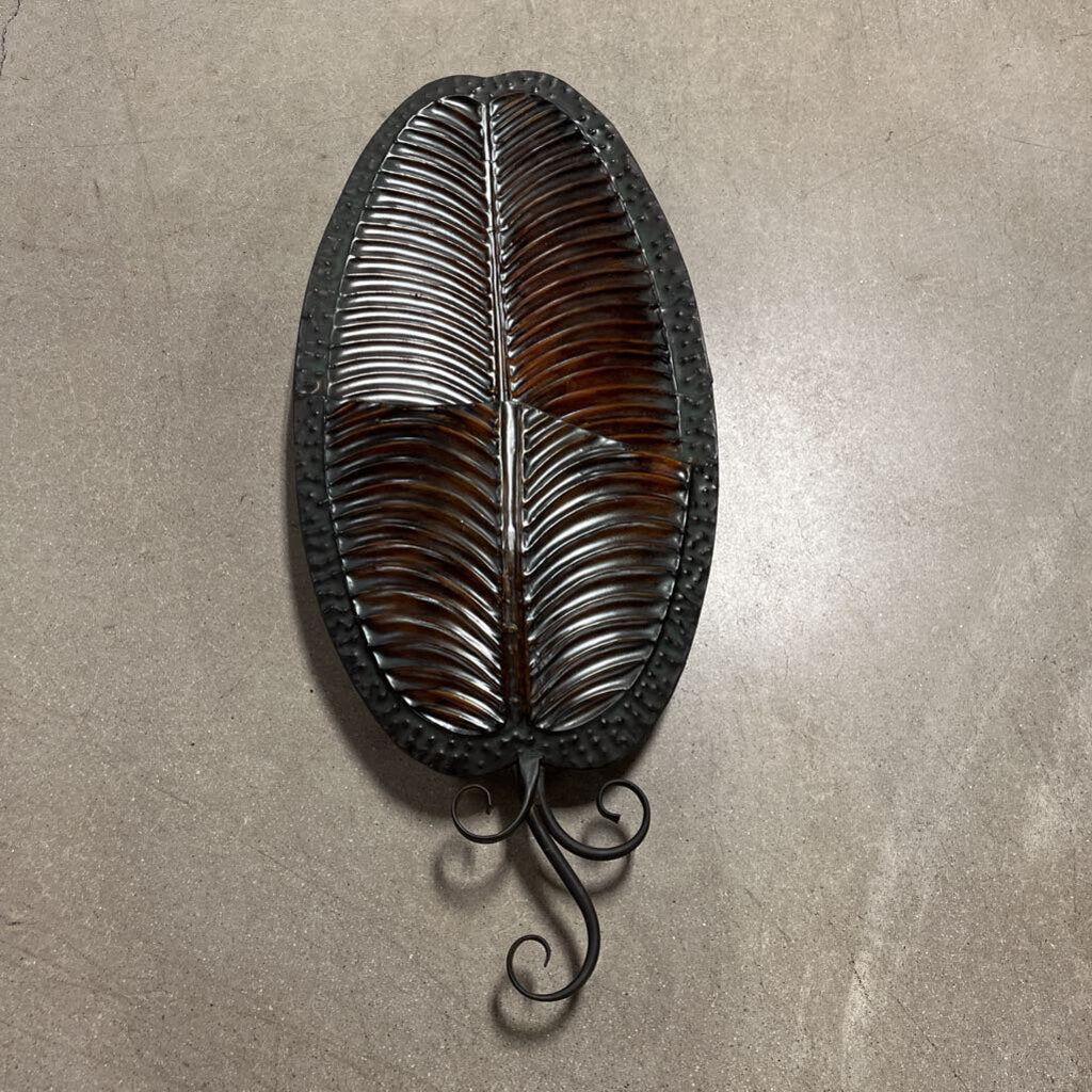 Metal Wall Leaf 29.5x 12.5