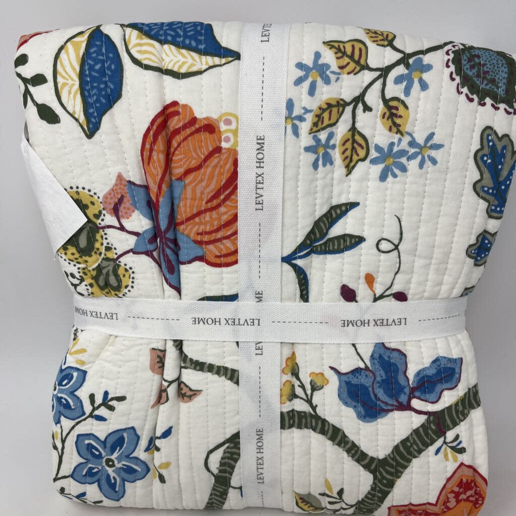 Carmina Quilted Throw