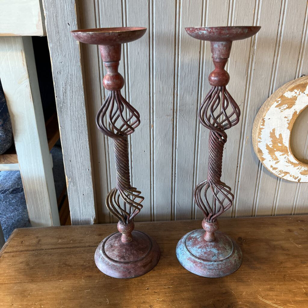 Set of 2 Metal Spiral Candleholders 13"