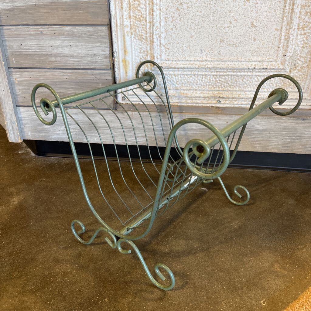 Metal Magazine Rack
