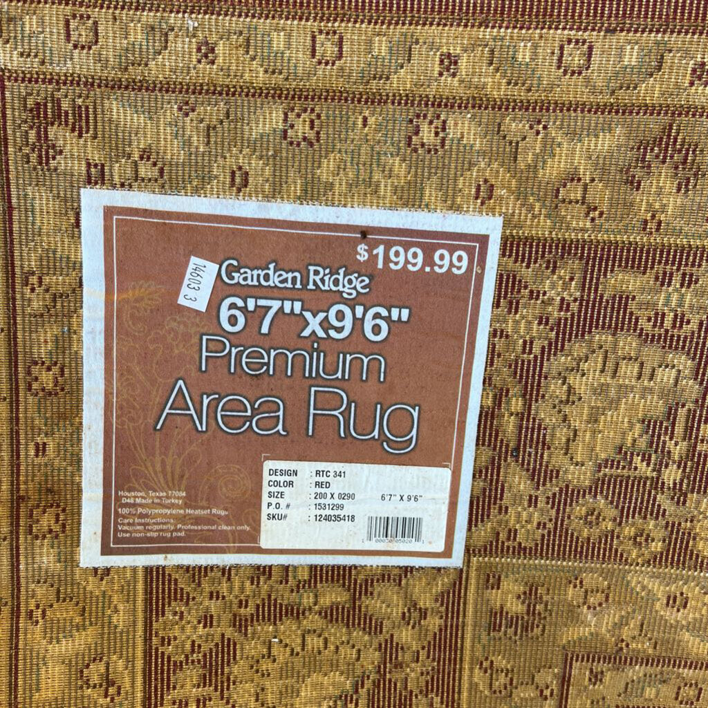 Area Rug 6'7"x9'6"