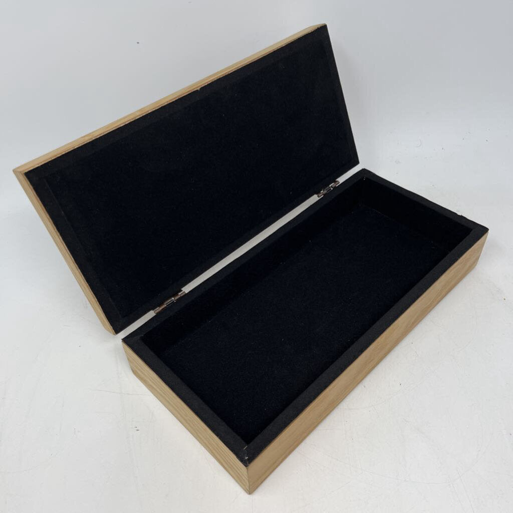 Wood Box w/ Clothes Pin Art 12x5.5x2.75
