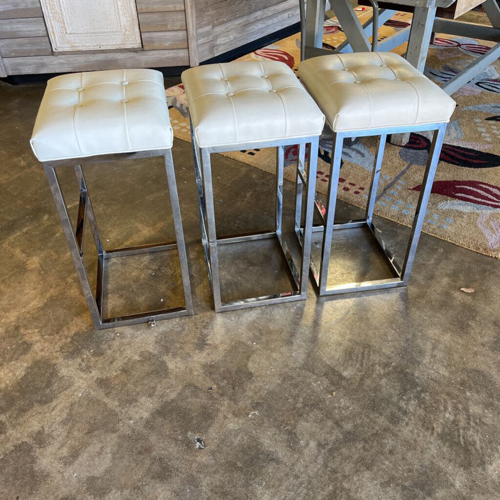 Set of 3 Bar height Barstools