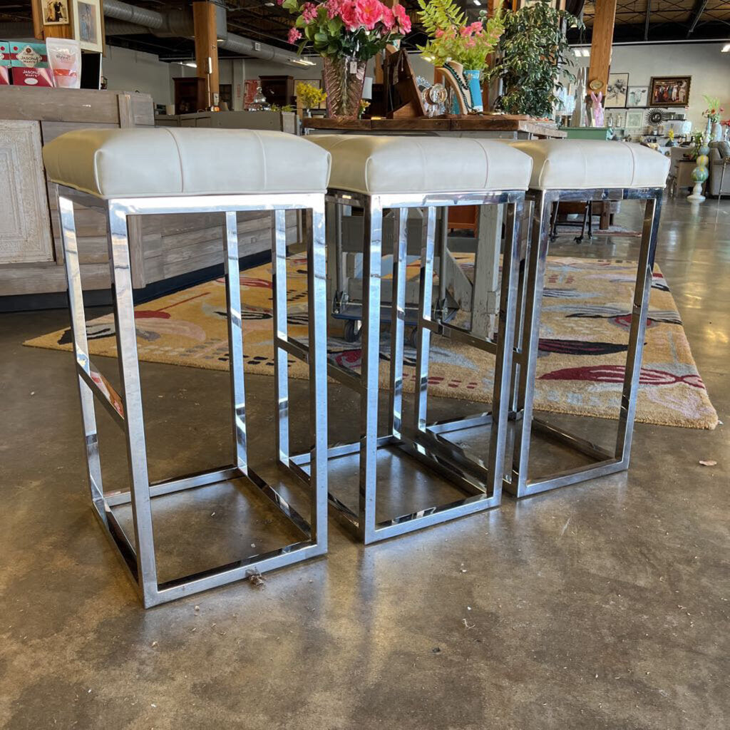 Set of 3 Bar height Barstools