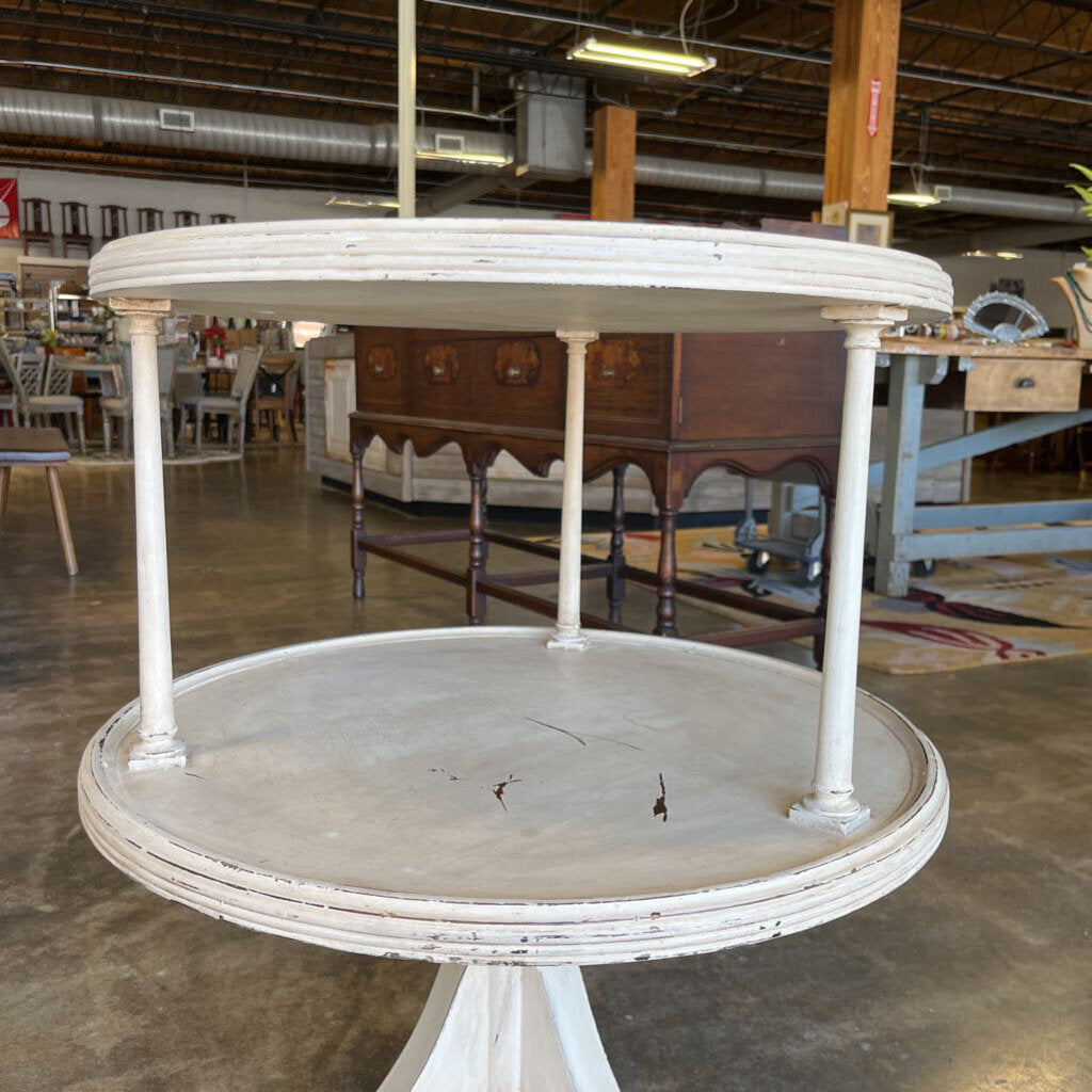 Pie Crust Table 24.5"R 31"H