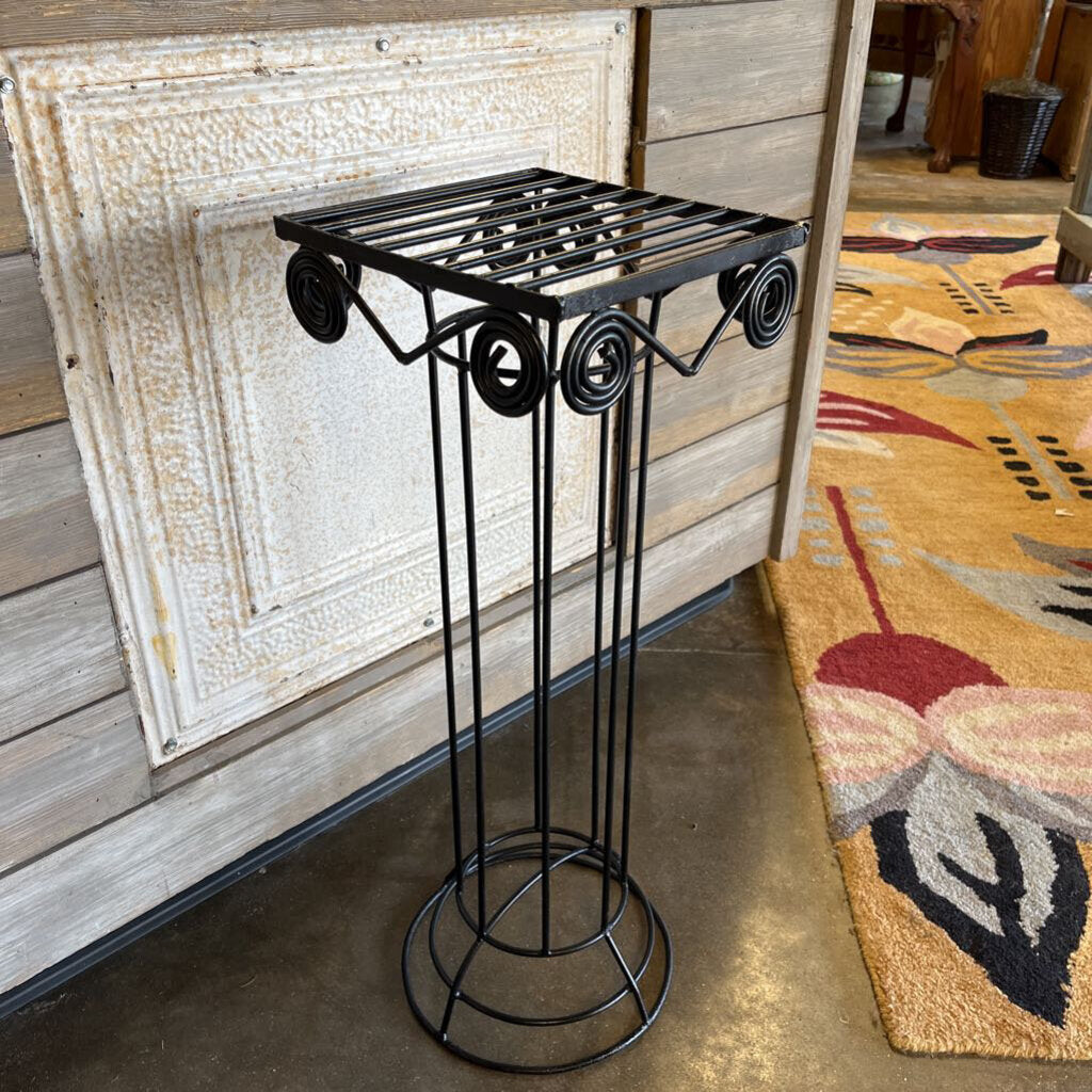 Metal Column Plant Stand 29" Tall