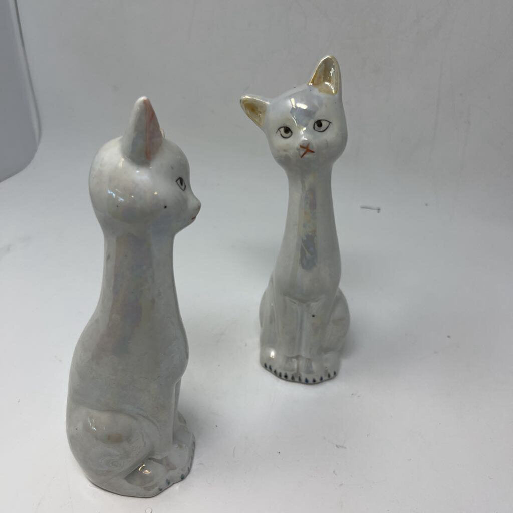 Vintage Cats Set of 2