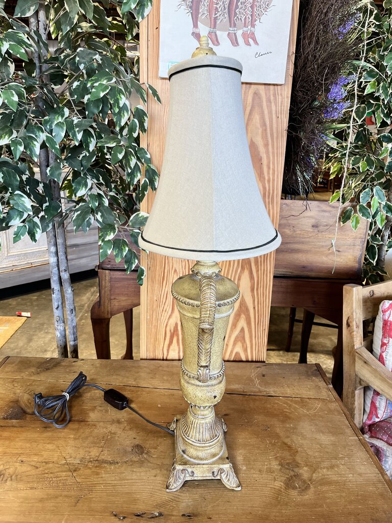 Urn Style Lamp
