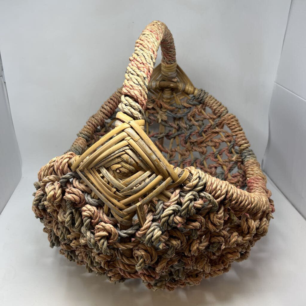 Wicker Rattan Handle Basket