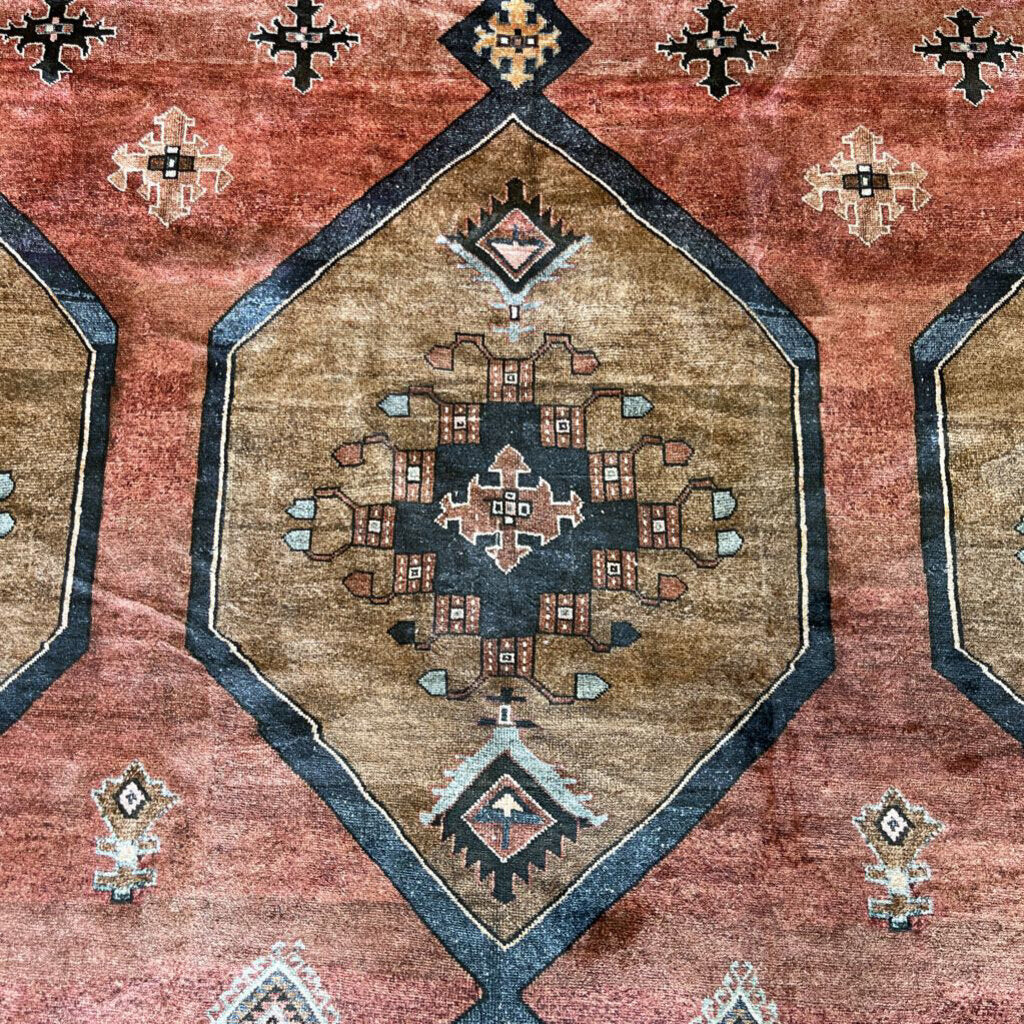 Judy Traditional Persian Washable Rug 5x8