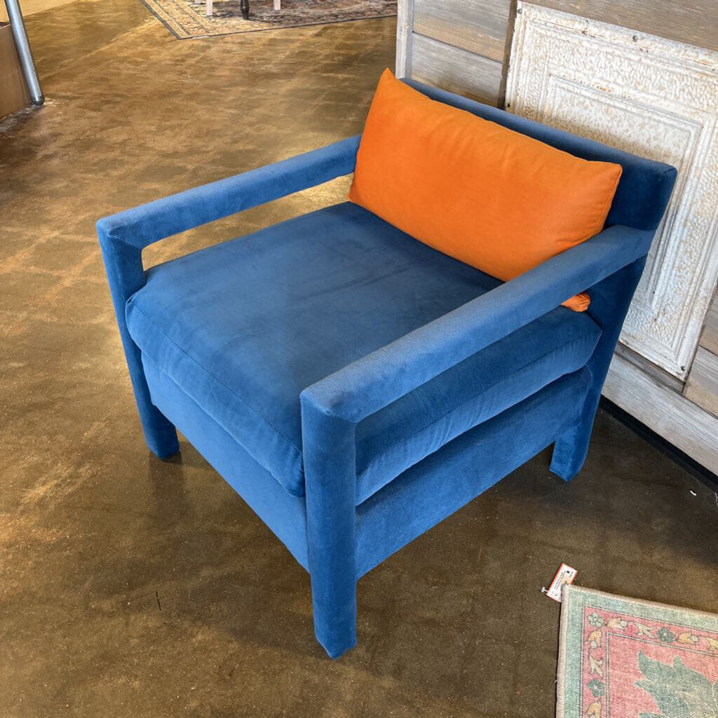 Modern Velvet Parson Chair w/ Pillow